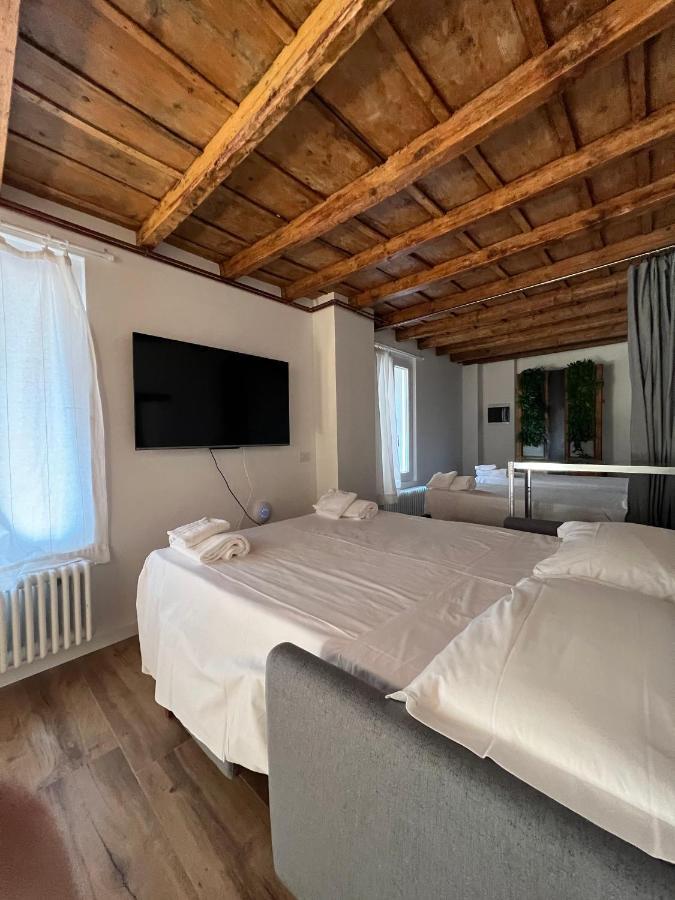 Borgovivo Il Tuo Loft In Centro Citta Apartment Bergamo Luaran gambar